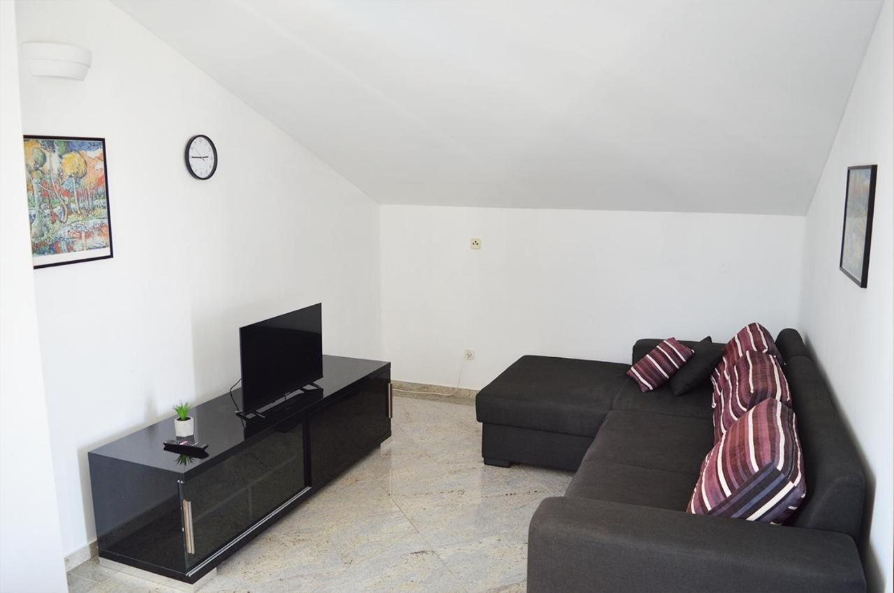 Apartment Shep روغوزنيكا المظهر الخارجي الصورة